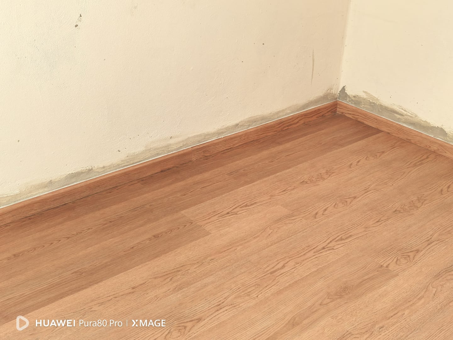 Piso Vinílico acabado Madera