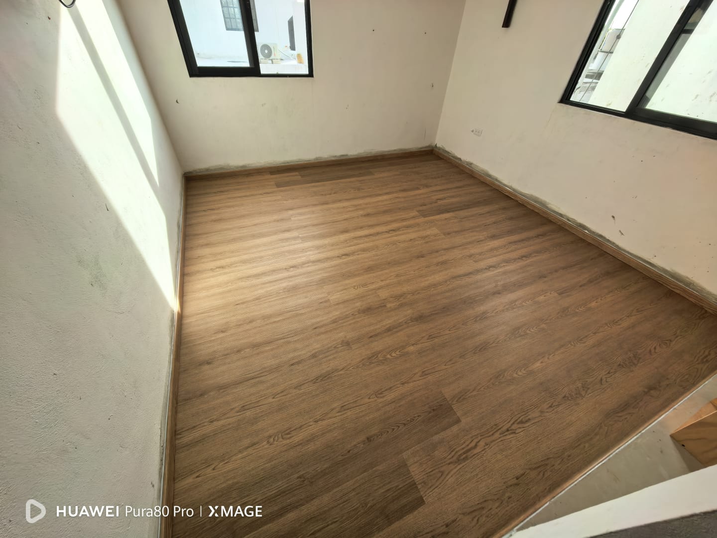 Piso Vinílico acabado Madera