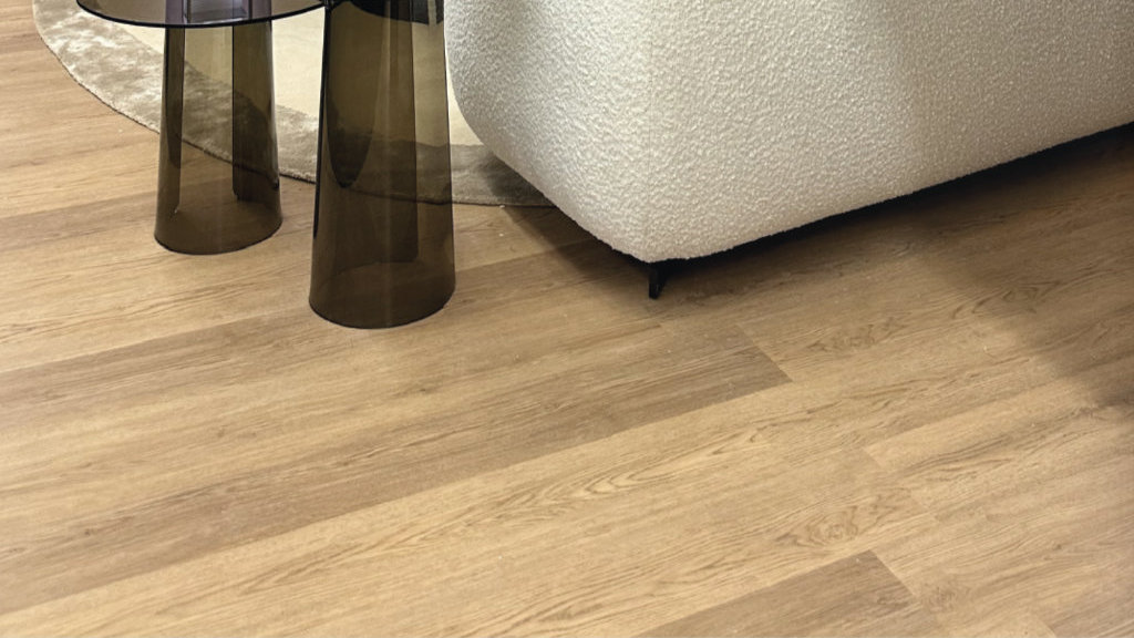 Piso Vinílico acabado Madera